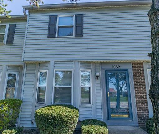 3rd image of 1082 Worthington Woods Blvd