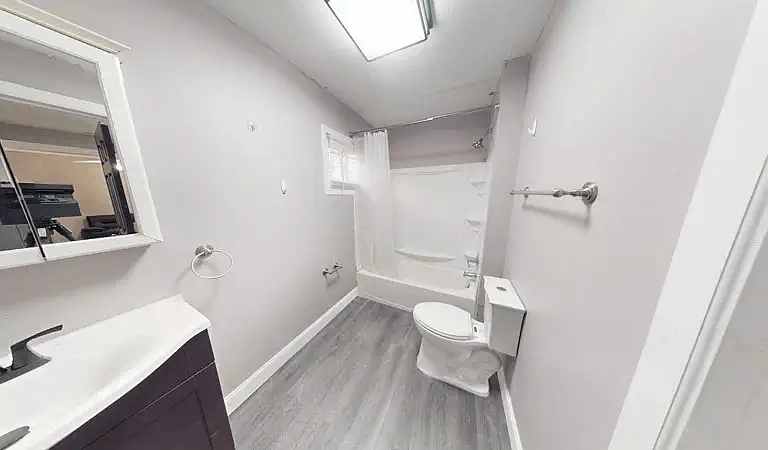 308 S Beech St — Photo 2