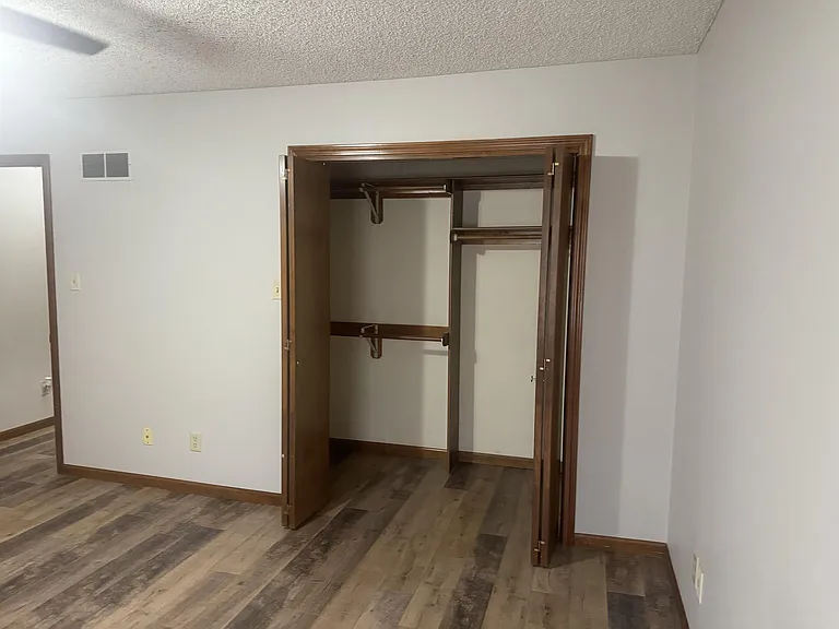 2040 SW 36th St #1 — Photo 7