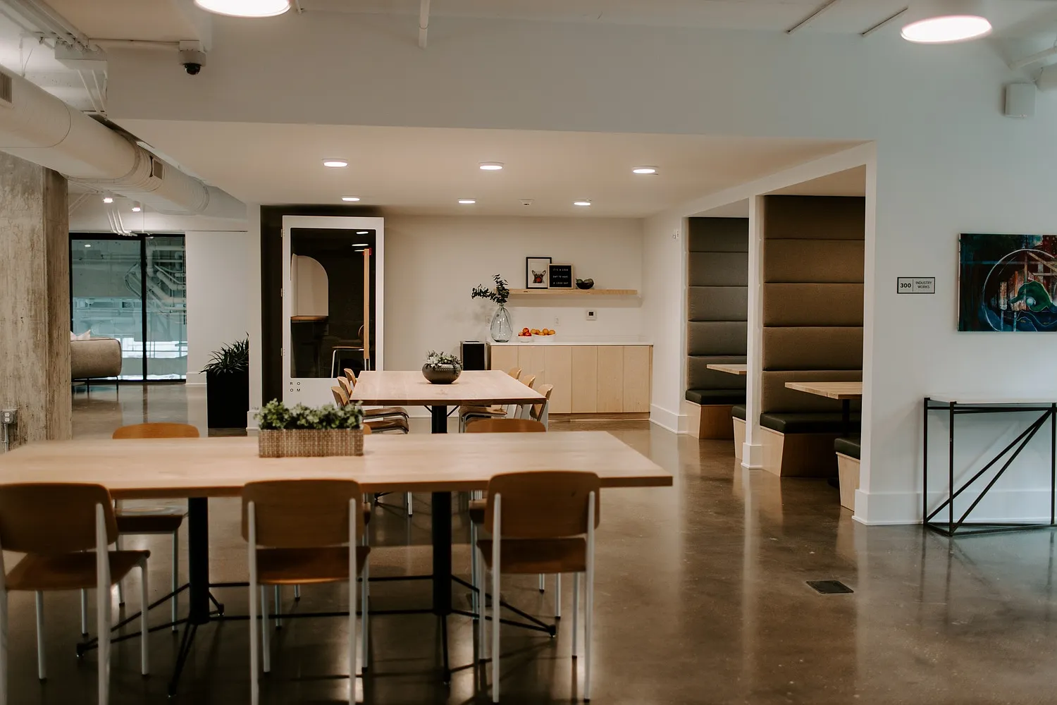Industry Columbus Apartments — Photo 1
