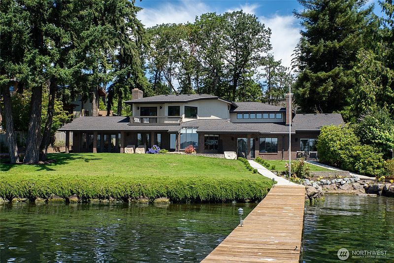 2nd image of 11055 SE Lake Road