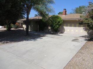 922 Malaga Pl, Hemet, CA 92543