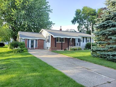 220 3rd St Sw Blooming Prairie Mn 55917 Zillow