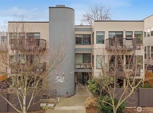4217 Fremont Ave N APT 1, Seattle, WA