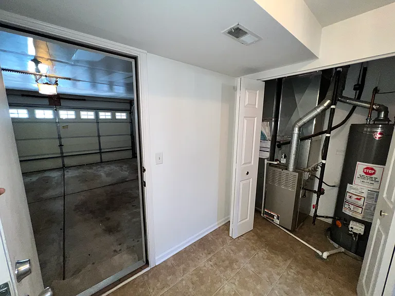 806 Lewisburg Ln — Photo 5