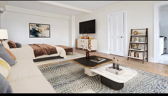 Rented by Manhattan Realty Group | media 7