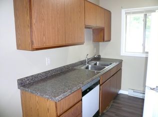 26390 Fenwick Ave #C, Wyoming, MN 55092