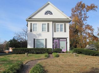 1303 S Main St, Carthage, MO 64836