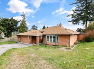 1013 Oakmont Ln, Oak Harbor, WA 98277