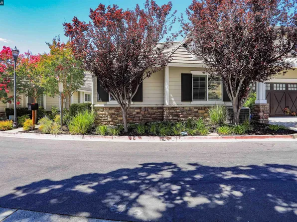 136 Sugarloaf Ct, Alamo, CA 94507