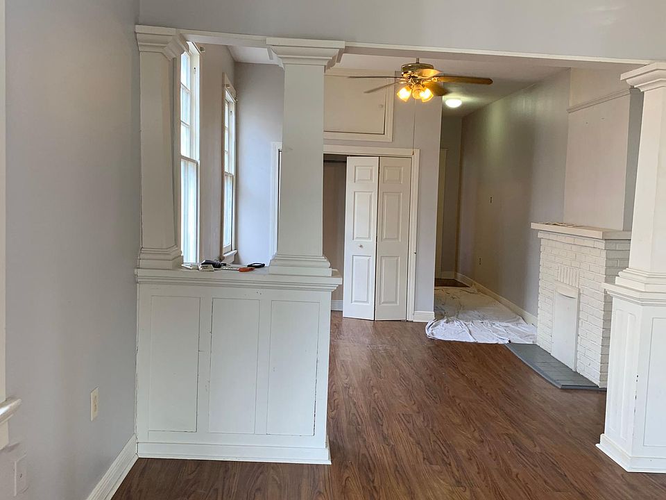 2nd image of 514 S Scott St #514