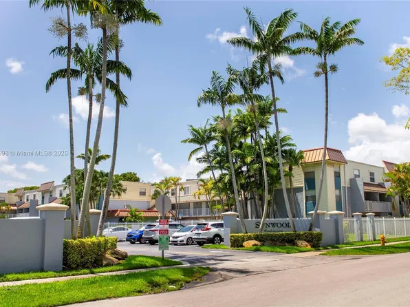4600 SW 67th Ave APT 237, Miami, FL 33155
