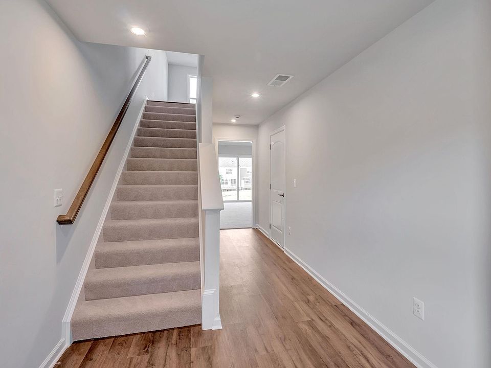 6031 St, Crozet, VA 22932 Zillow