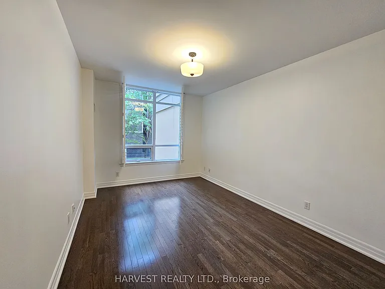 23 Rean Dr #203 — Photo 18