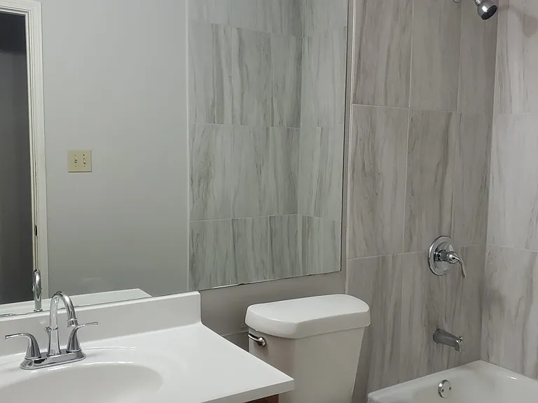 815 Tifton Ct — Photo 7