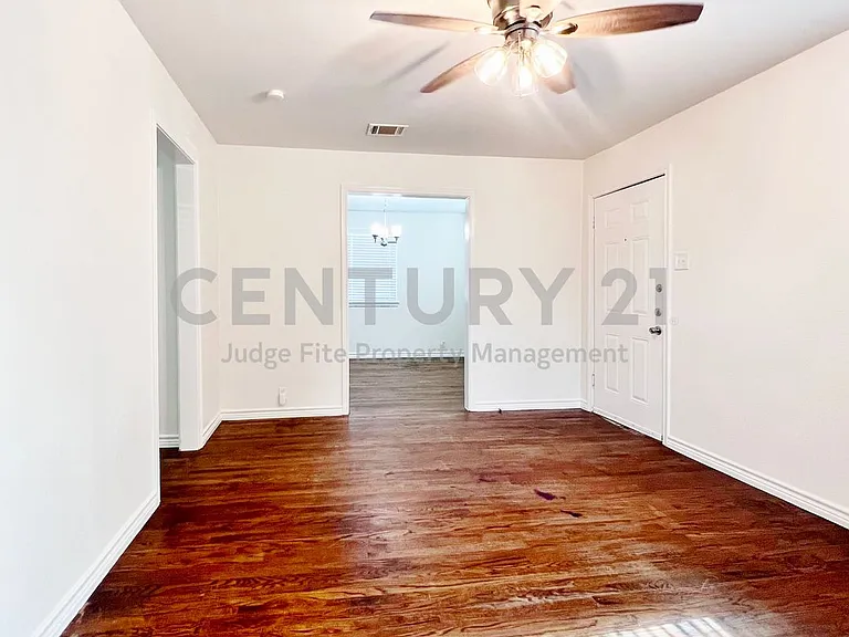1903 Dryden Dr — Photo 3