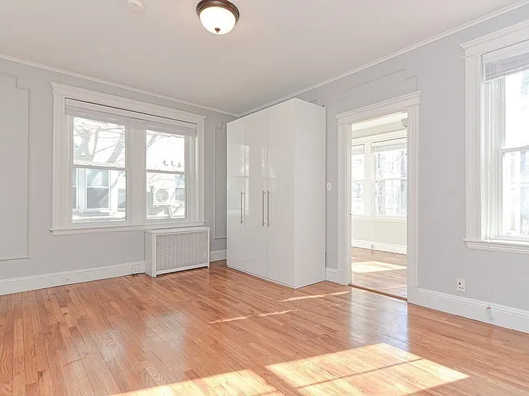 25 Green St #1 — Photo 18