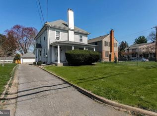 132 E Eagle Rd, Havertown, PA 19083