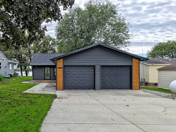 73238 490th Ave, Jackson, MN 56143
