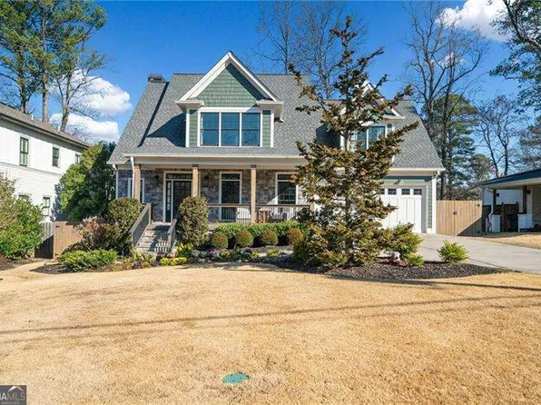 3132 Skyland Dr NE, Chamblee, GA 30341
