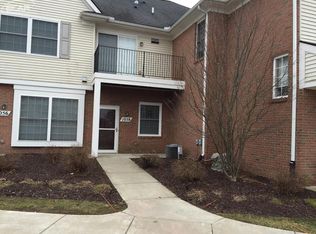 1058 Shiawassee Cir, Howell, MI 48843