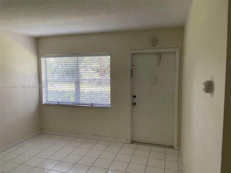 1450 Atlantic Shores Blvd #109 — Photo 5