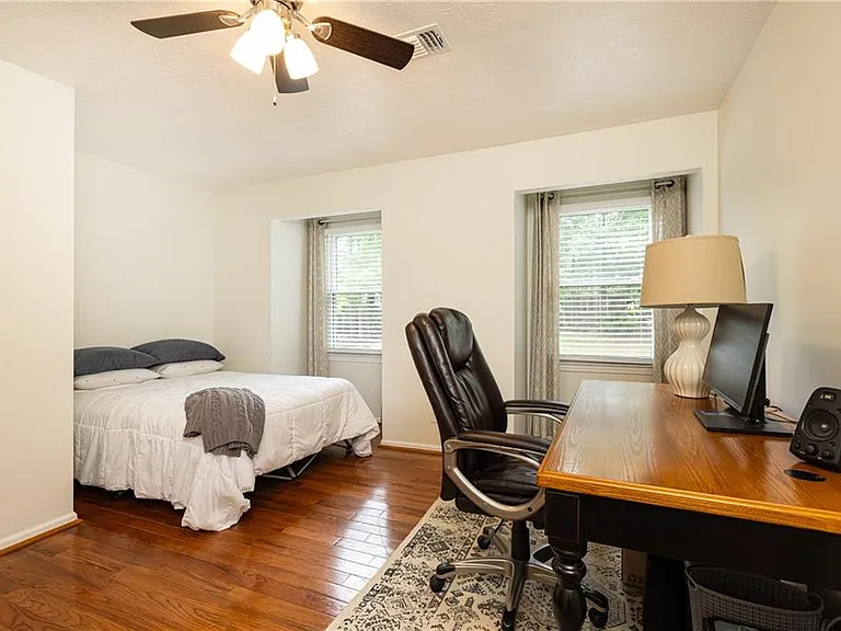 2431 Prince Howard Trl — Photo 26