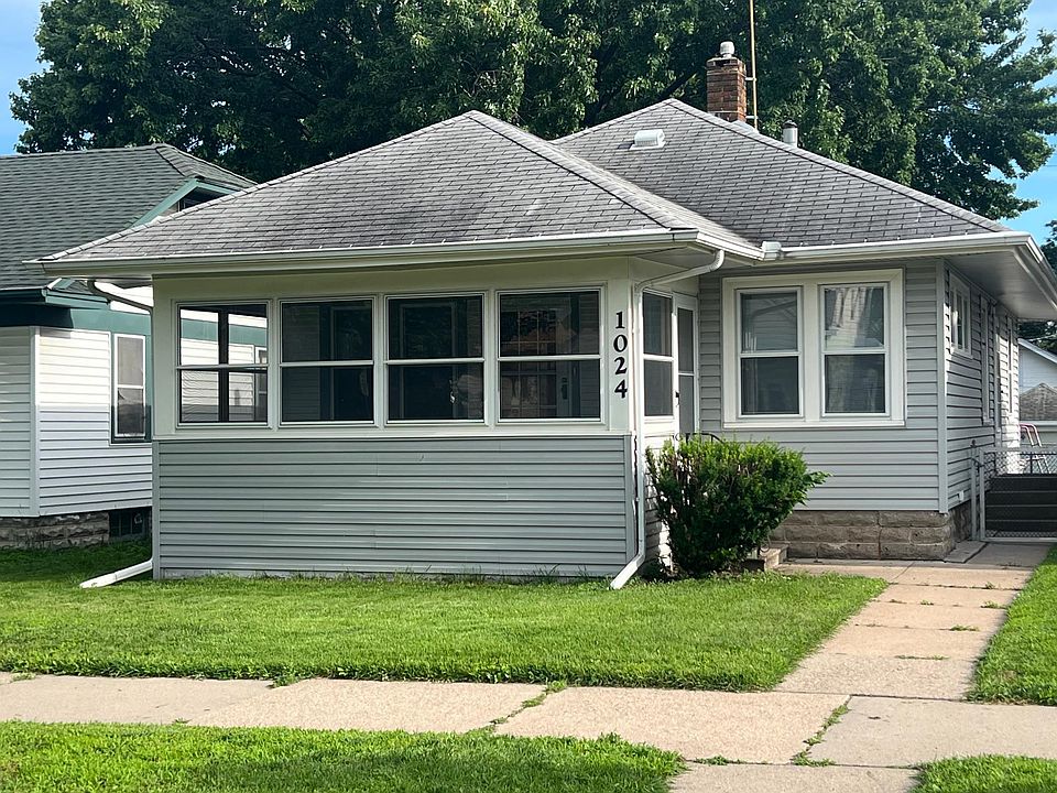 1st image of 1024 Charles Ave