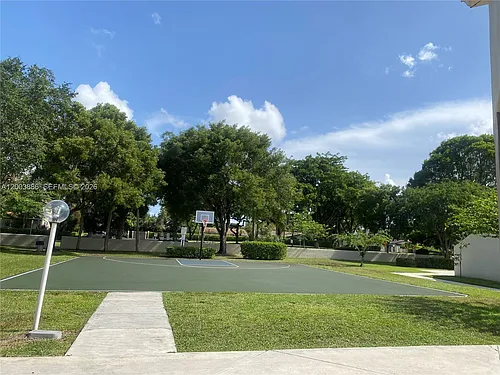 514 Gardens Dr #101 Photo 1