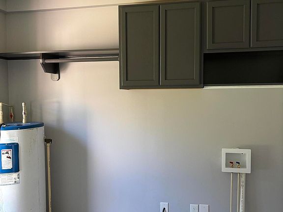 4th image of 420 Wallace St