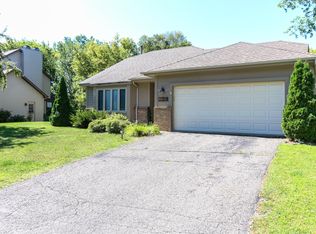 15809 Garden View Dr, Apple Valley, MN 55124