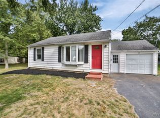 5159 Meadowbrook Rd, Williamsville, NY 14221