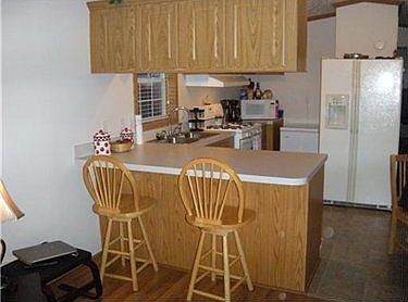 5th image of 111 Hidden Valley Dr