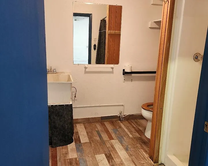 112 La Veta Dr NE #B — Photo 15