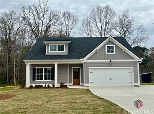 160 Live Oak Ln, Comer, GA 30629