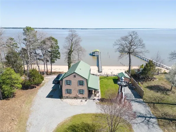 2451 N Shore Dr, Smithfield, VA 23430