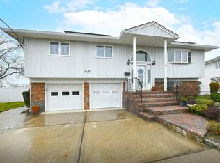 3197 Shore Rd, Oceanside, NY 11572