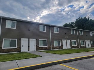 3403 Tri St #J, Grand Island, NE 68801