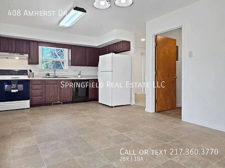 408 Amherst Dr — Photo 2