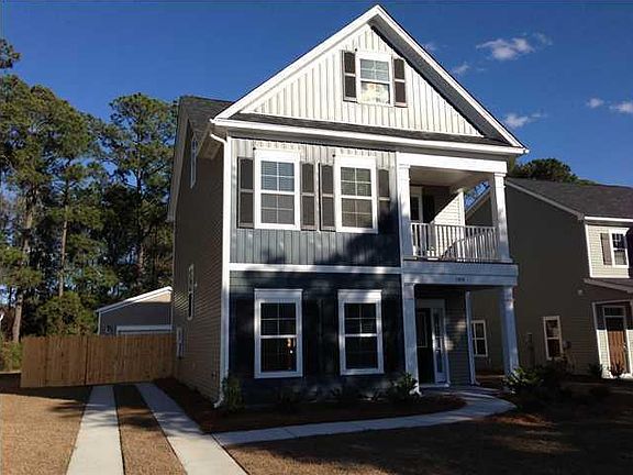 2nd image of 1515 Thoroughbred Blvd