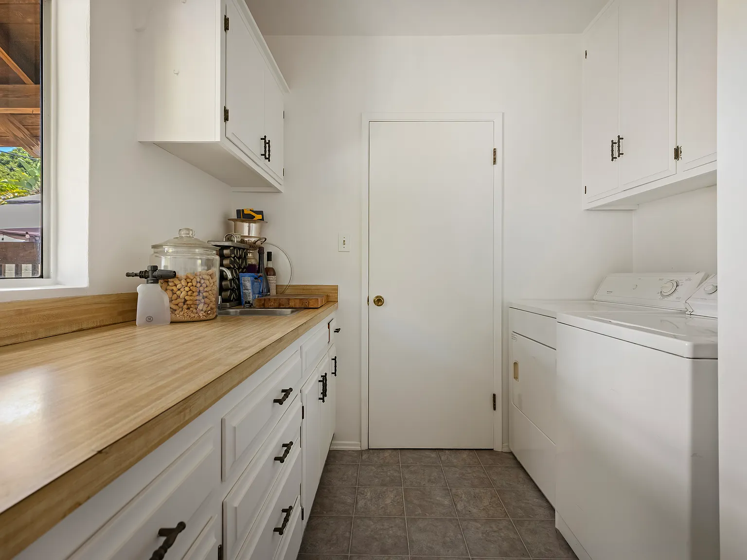 4 bed, 1706 sqft, $7,000 — Photo 4