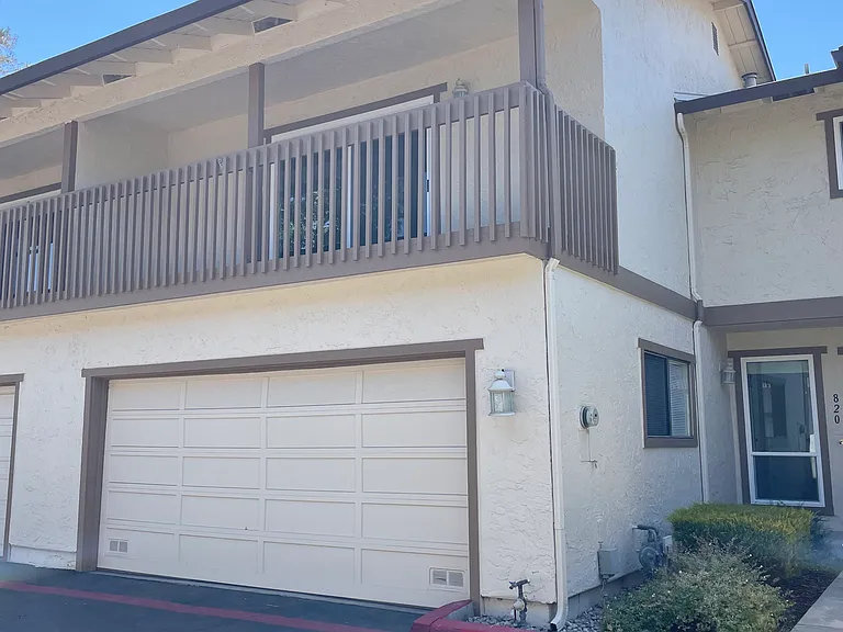 820 Bing Dr — Photo 2