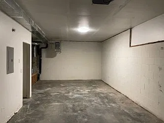 2 bed, 1.5 bath, 1200 sqft, $1,800 — Photo 2