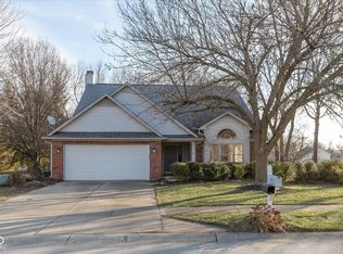 14807 Beacon Blvd, Carmel, IN 46032