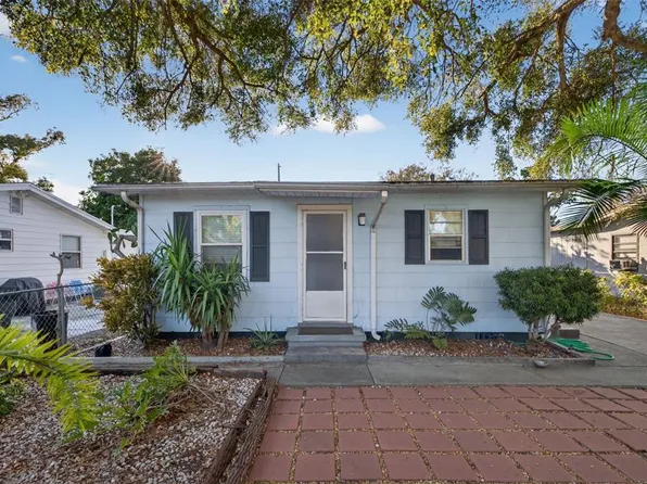 4480 Newark St N, Saint Petersburg, FL 33714