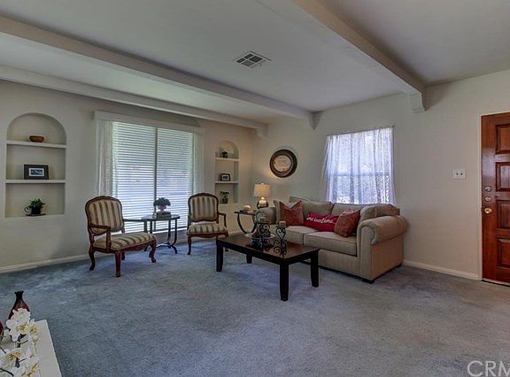 5th image of 1016 S Sierra Vista Ave