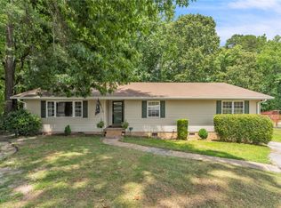 204 Collinwood Ln, Taylors, SC 29687