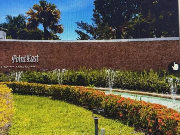 3000 Marcos Dr APT P210, Aventura, FL 33160