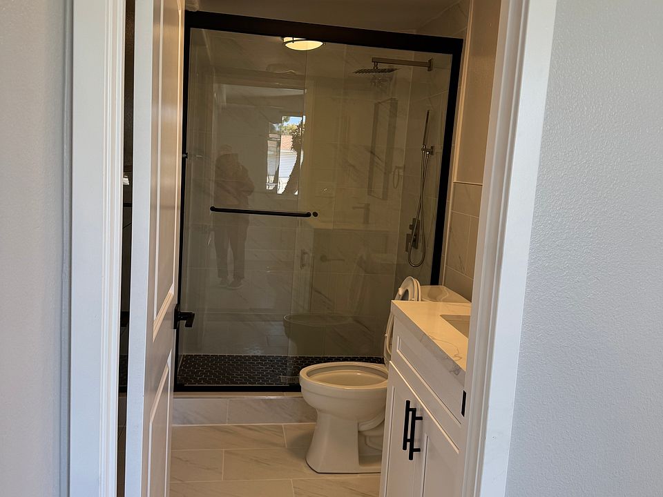 1st image of 17380 Palm St #B
