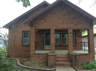 903 W 3rd St, Mccook, NE 69001